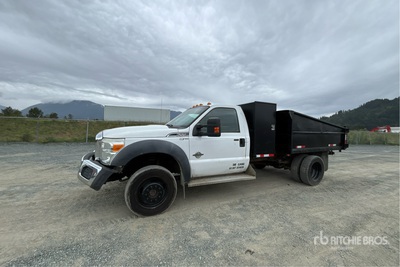 2011 Ford F-550 XLT 4x4 Kipper-Lkw