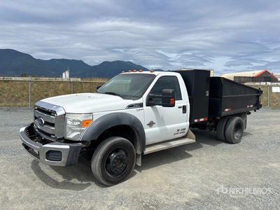 2011 Ford F-550 XLT 4x4 Wywrotka
