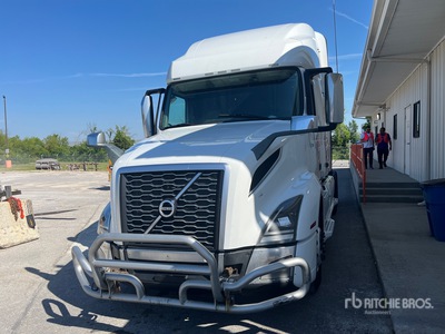 2021 Volvo VNL760 6x4 T/A Sleeper Truck Tractor