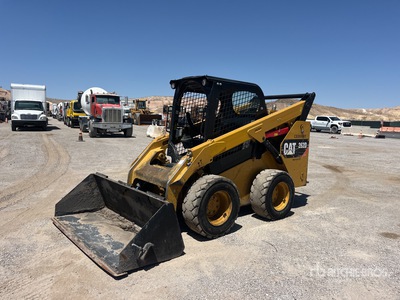 Cat 262D Two-Speed Schranklader