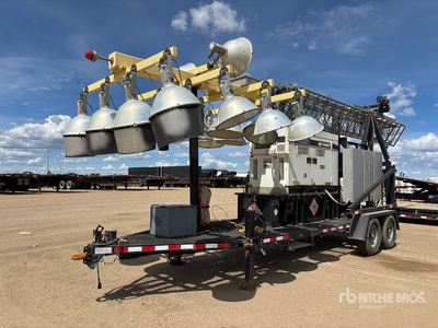 2013 MQ DCA-45SSIU4 36 kW منارة (Inoperable)
