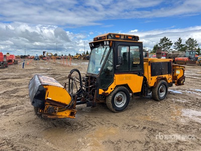 Trackless MT6 Municipal Tractor