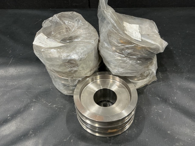(5) Kalmar RT Center EP-0021958 Pneumatic Actuating Cylinder Housings