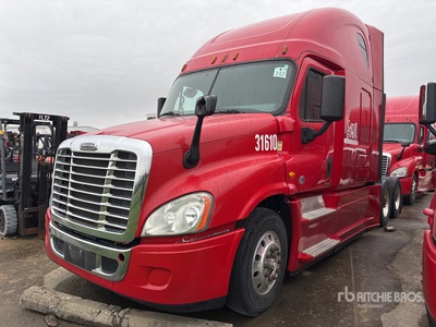 2016 Freightliner Cascadia 125 6x4 T/A Sleeper Truck Tractor (Inoperable)
