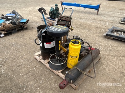 Quantity of industrial tools أدوات يدوية متنوعة