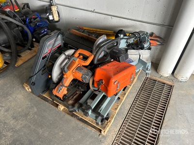 Quantity of Tools أدوات يدوية متنوعة
