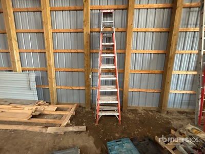 Quantity of (2) Aluminum Ladder Articoli da ferramenta e di consumo