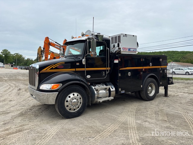 2016 Peterbilt 337 4x2 Service Truck