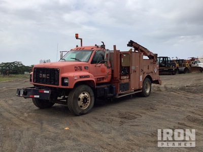 1998 GMC C7500 4x2 Crew Cab Service Truck