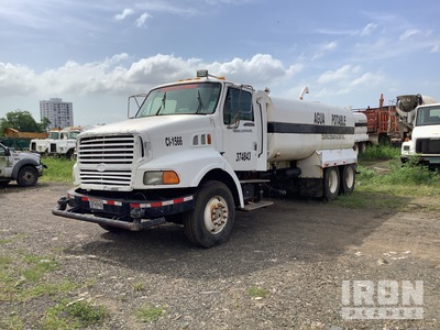 1992 Ford LTS9000 4000 gal 6x4 Crew Cab Water Truck