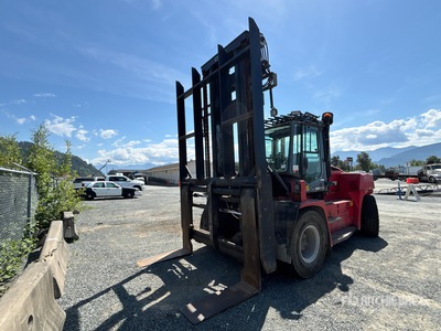2015 Kalmar DCG150-6 33000 lb Pneumatic Tire Forklift