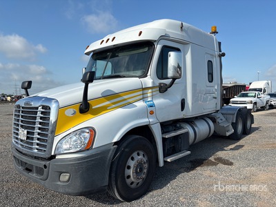 2016 Freightliner Cascadia 125 6x4 T/A Sleeper Truck Tractor