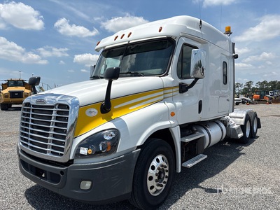 2016 Freightliner Cascadia 125 6x4 T/A Sleeper Truck Tractor