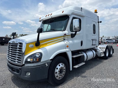 2017 Freightliner Cascadia 125 6x4 T/A Sleeper Truck Tractor