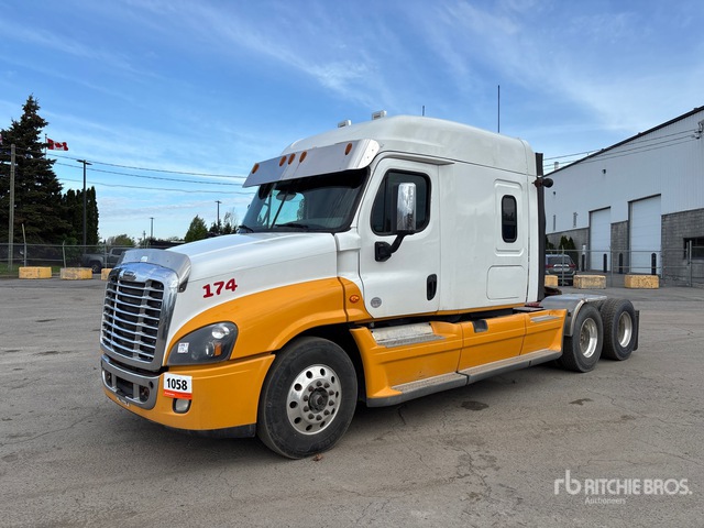 2017 FREIGHTLINER CASCADIA