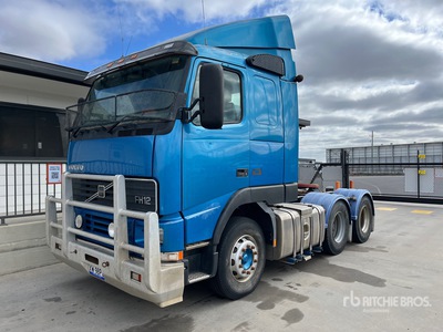 2001 Volvo FH12 Tri/A Sleeper Truck Tractor