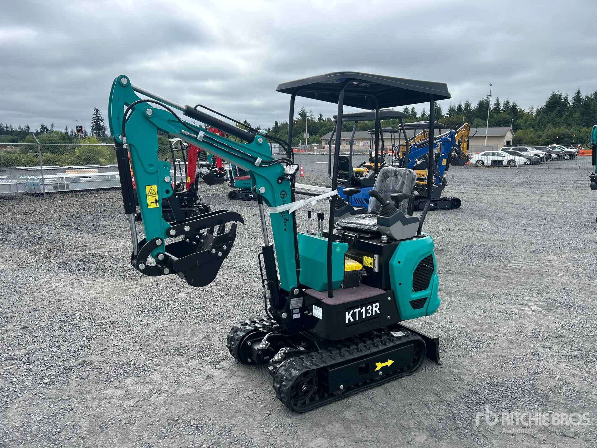 2026 CFG KT13R Mini Excavator (Unused)