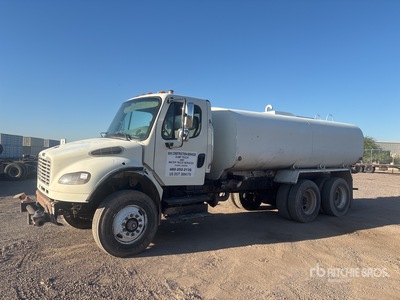 2007 Freightliner M2 106 4000 gal 6x4 Water Truck