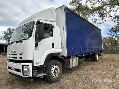 2012 Isuzu FVR 4x2 Curtain Side Truck