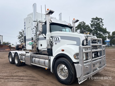 2011 Mack Trident 6x4 T/A Sleeper Truck Tractor