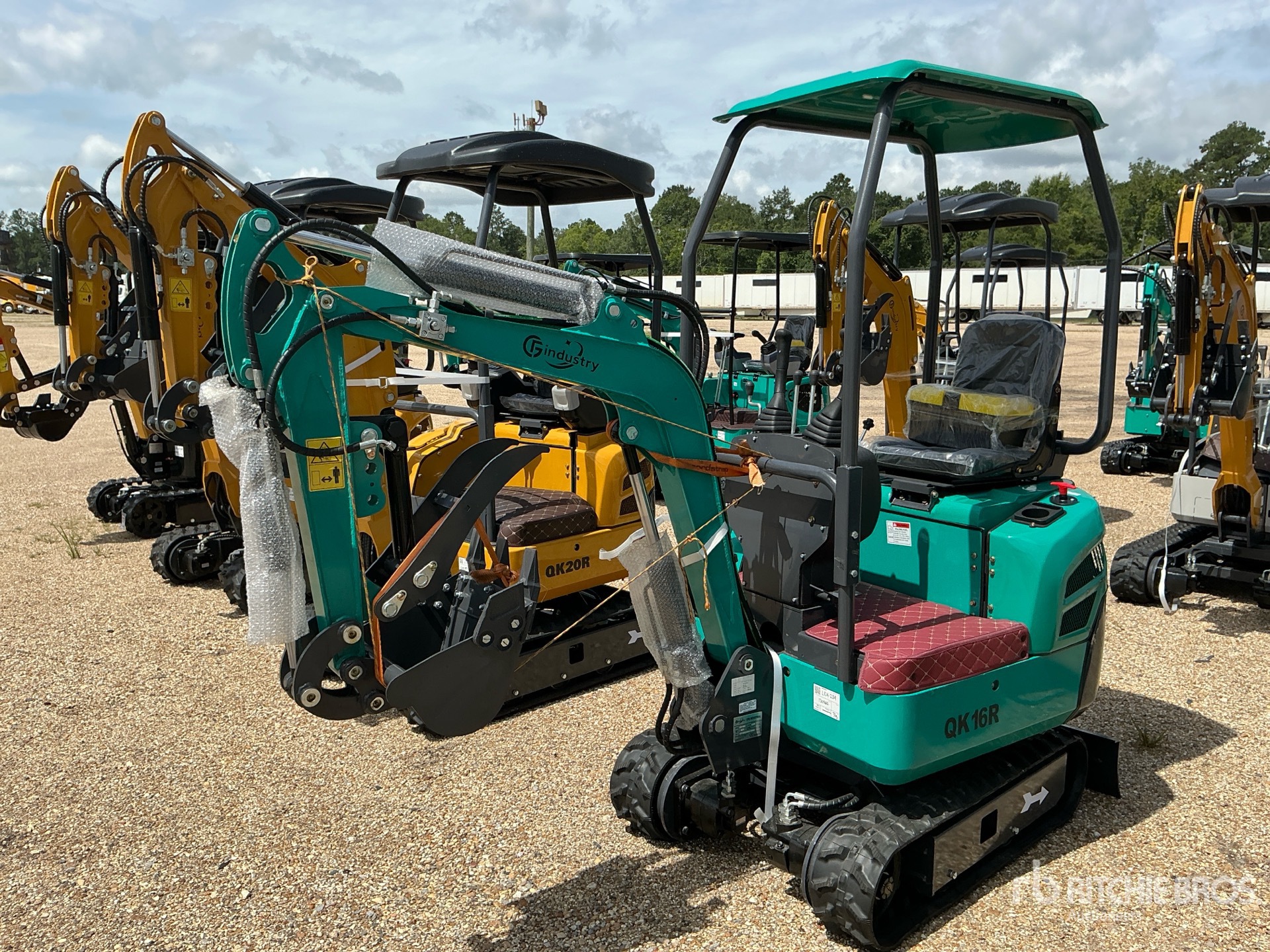 2026 CFG QK16R Mini Excavator (Unused)
