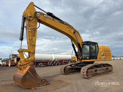 2021 Cat 352 Tracked Excavator