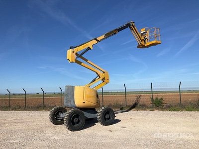 2006 Haulotte HA16PXNT 4WD Diesel Articulating Boom Lift