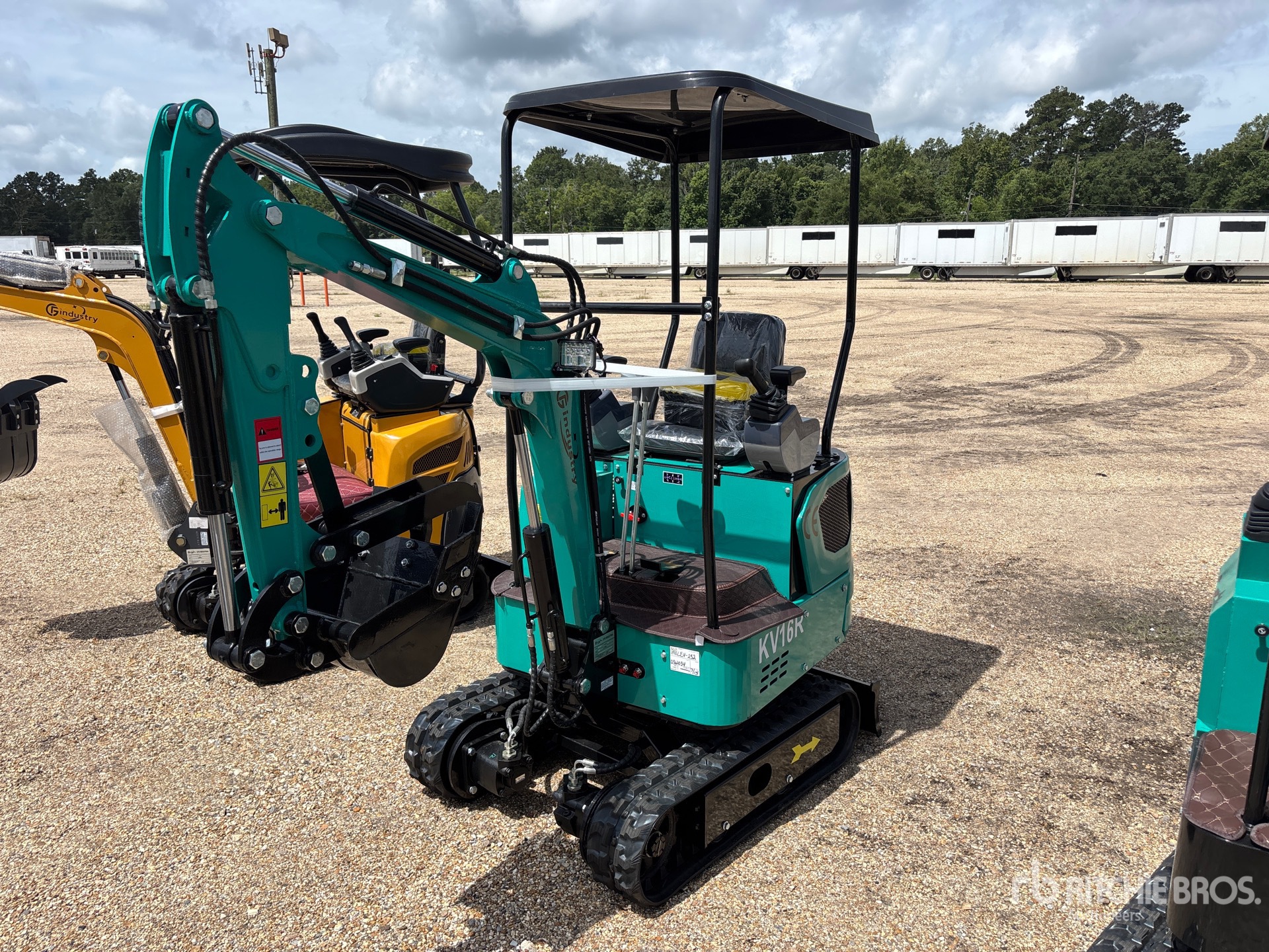 2026 CFG KV16R Mini Excavator (Unused)