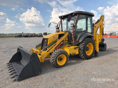 2017 New Holland B80B-SS 4x4 Retroexcavadora / Retroexcavadora
