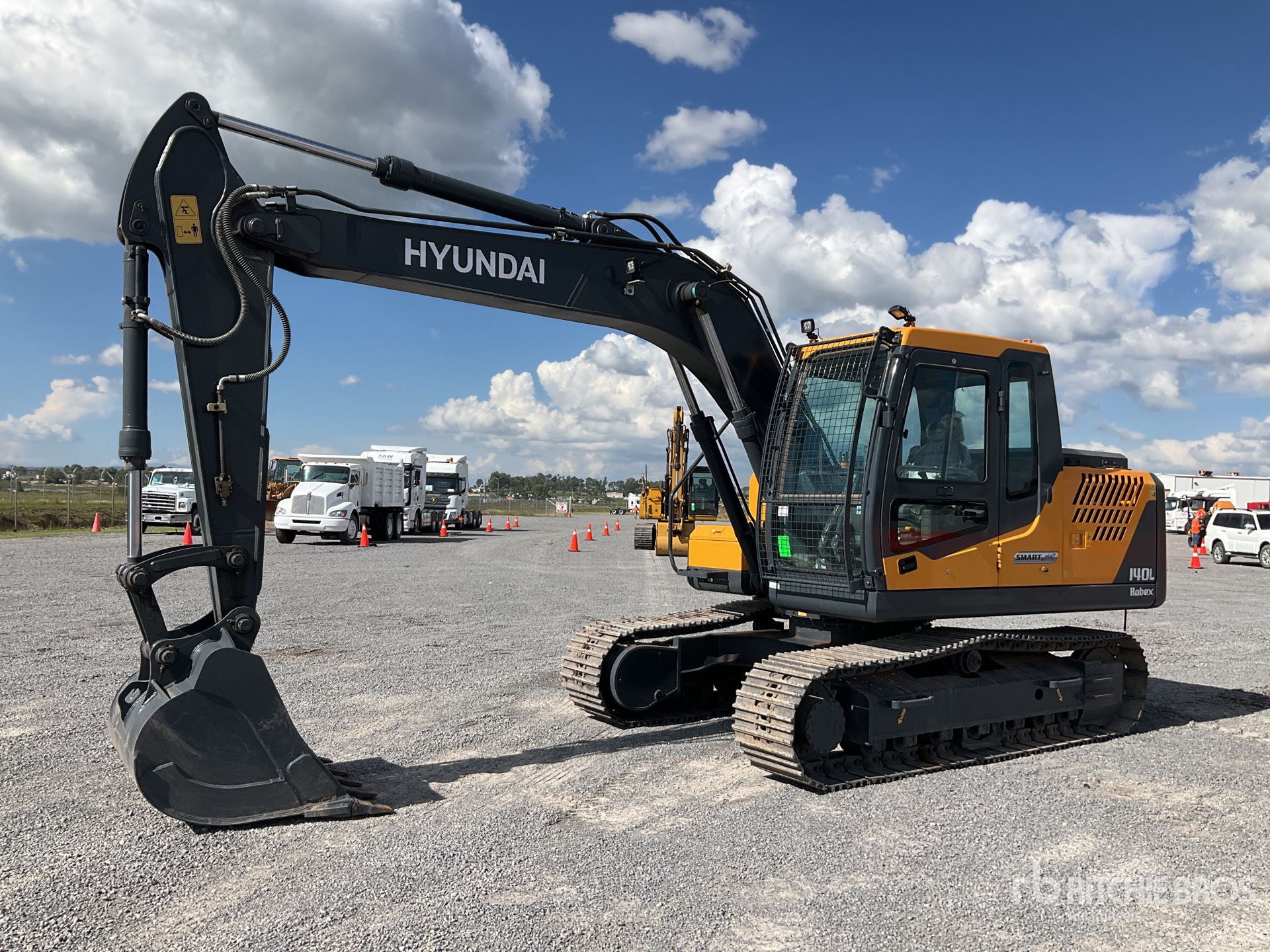 2025 Hyundai R140L Excavadora Hidraulica (Sin Usar) / Tracked Excavator (Unused)