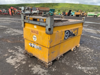 2013 Western 20 TCG 2000 L Skid Mounted Steel Diesel 2000L Fuel Tank
