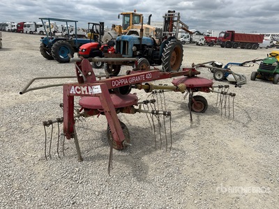 1998 Acma 420 Windrower