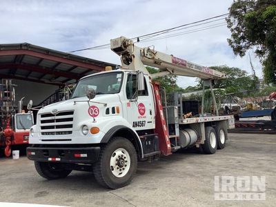 Terex BT3000 Straight Boom on 2002 Sterling LT7501 6x4 Truck Tractor w/Crane