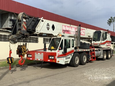 1998 Link-Belt HTC8670 70 ton 8x4x4 Grue hydraulique sur camion