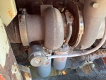 Engine with Auspuffanlage