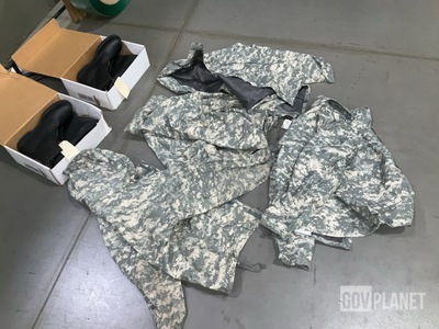 (11) Wet Weather Jackets, (11) Pairs of Men’s Safety Boots & Assorted Items