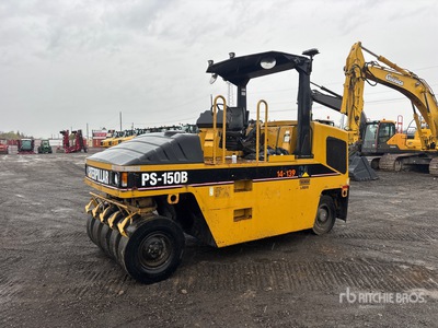 2003 Cat PS-150B 9 Wheel Gummiradwalze