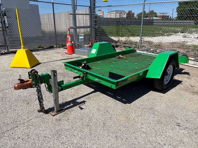 2018 Vermeer TLR33 2130 lb 8 ft S/A Tilt Deck Trailer