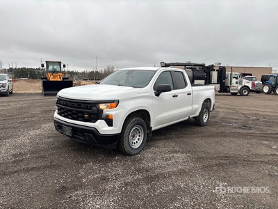2022 Chevrolet Silverado 1500 4x4 Extended Cab Pickup