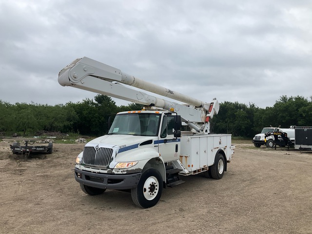 Altec AA755L 55 ft on 2009 International 4300 4x2 Bucket Truck