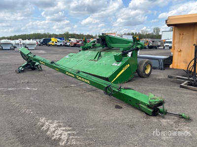 John Deere 946 13 ft Falciacondizionatrice