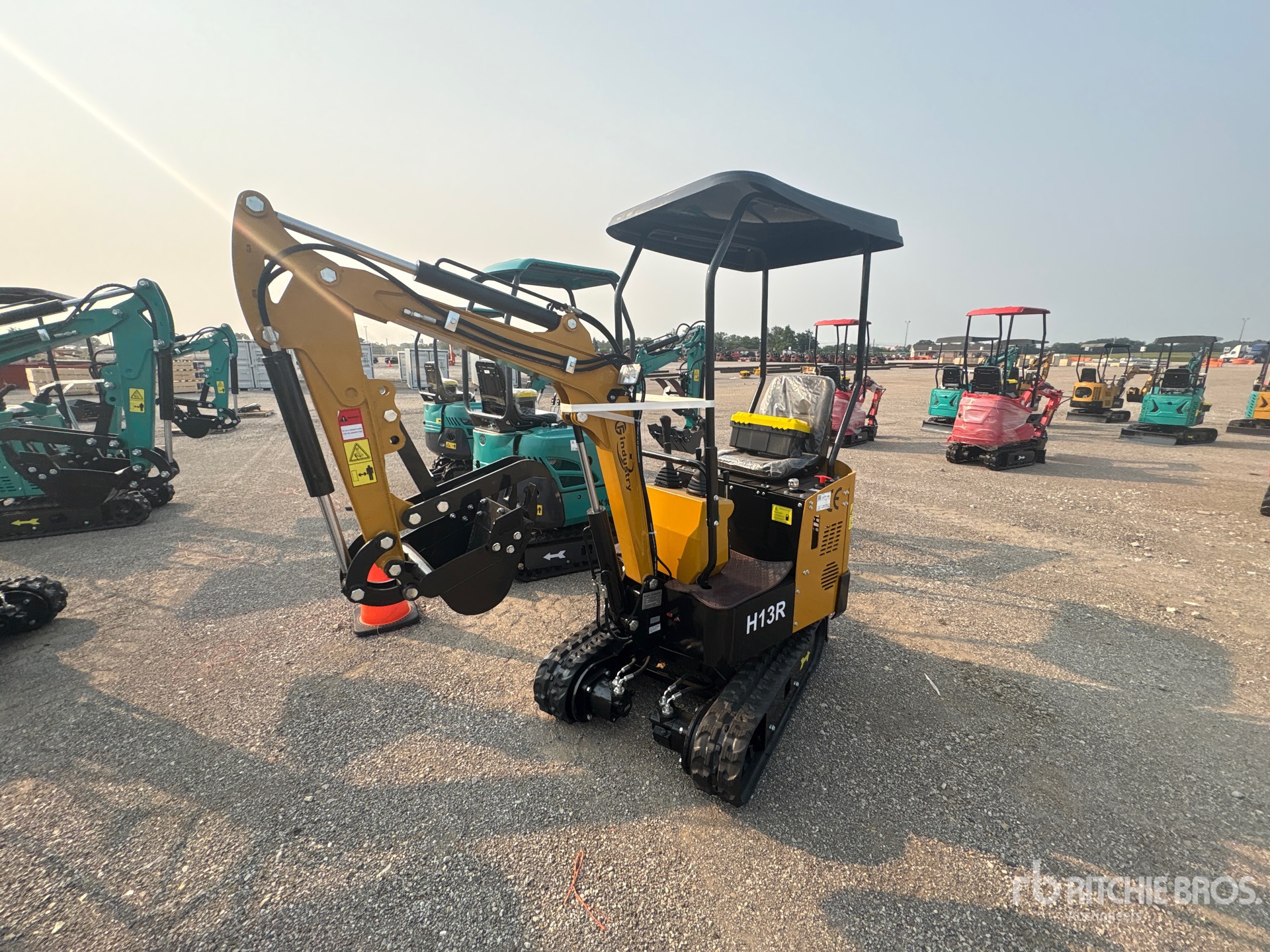 2026 CFG H13R Mini Excavator (Unused)
