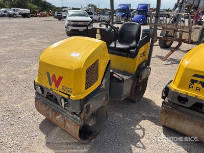 Wacker Neuson RD12A Double Drum Roller