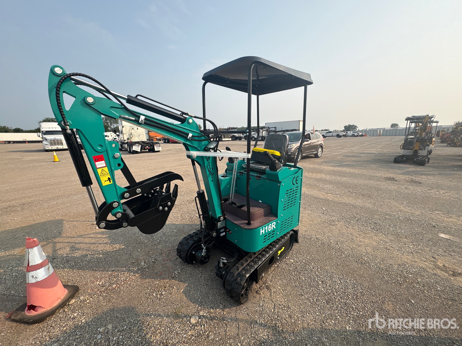 2026 CFG H16R Mini Excavator (Unused)