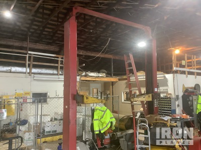 2002 Wheeltronic 15000S16 2 Post 15000 lb Vehicle Lift