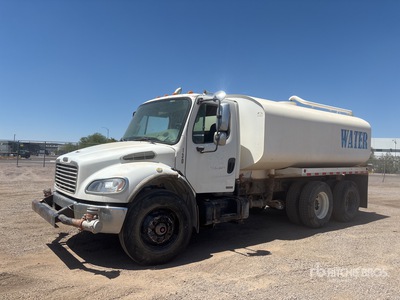 2006 Freightliner M2 106 4000 gal 6x4 Ciężarówka na wodę
