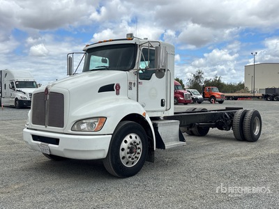 2013 Kenworth T300 4x2 Cab and Chassis