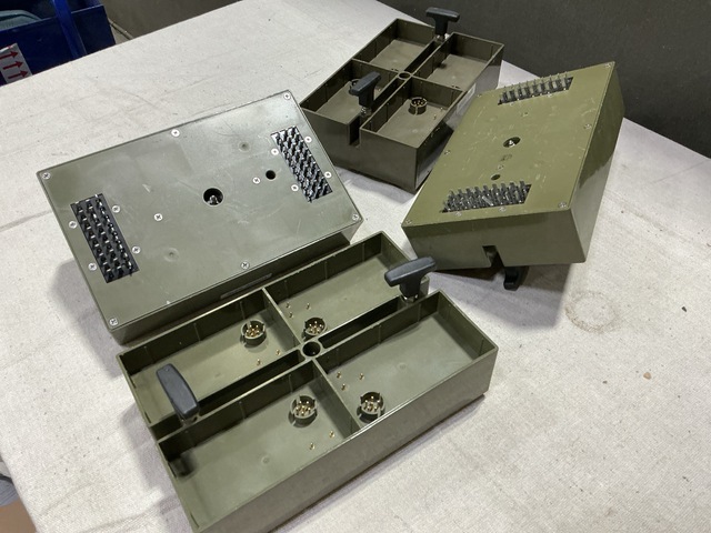 (4) Bren-Tronics BTA-70820 Battery Terminal Adapters