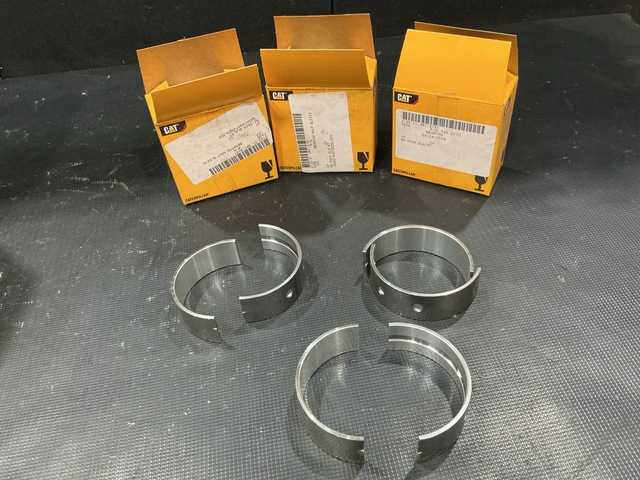 (136) Cat 145-0170 Sleeve Bearings