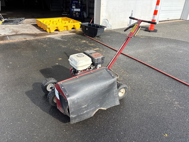 Brown F-781H Edger